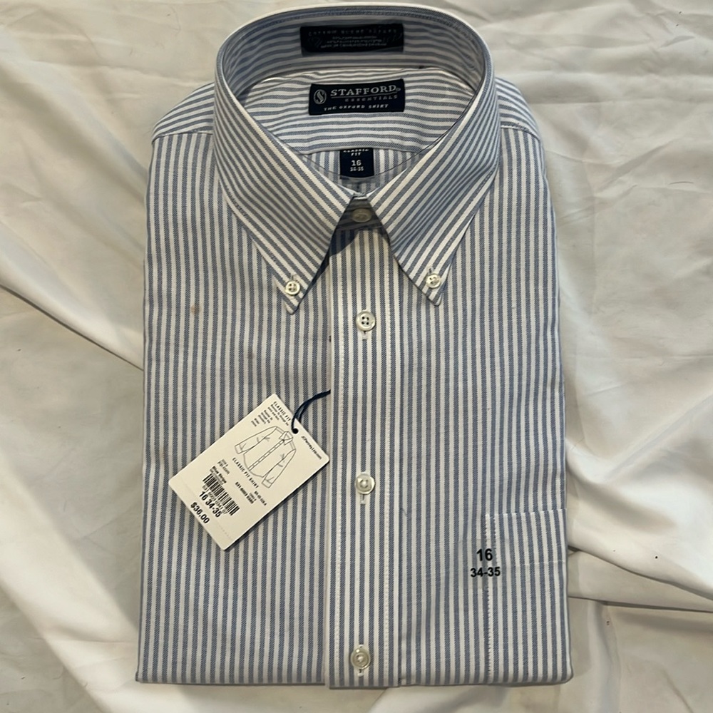 Men’s blue striped long sleeve button down dress shirt